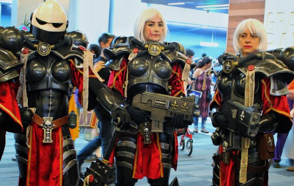 Adepta Sororitas Warhammer 40K cosplay Silicon Valley Con 2019 8Bit/Digi